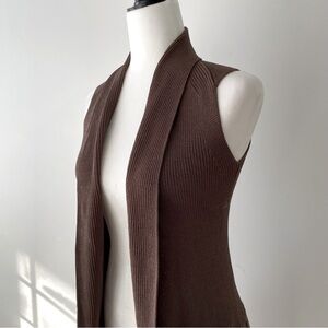 Dunkirk Knit Sleeveless Vest | Aritzia
